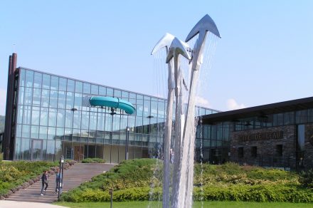 "La Cité de l'eau" Nautical Centre